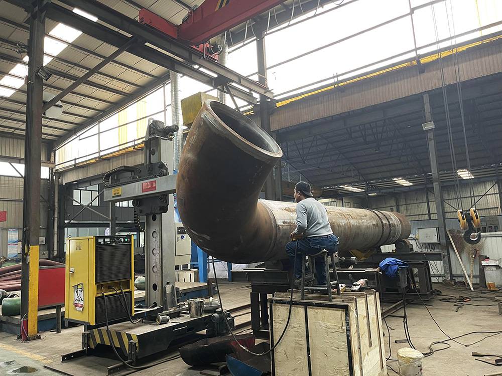 ÍäÍ·ºÏ³É¹ÜµÀÉú²ú³¡¾°